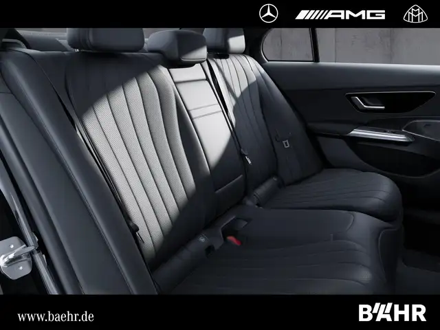 Mercedes-Benz E-Class view 9