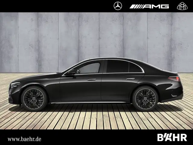 Mercedes-Benz E-Class view 3