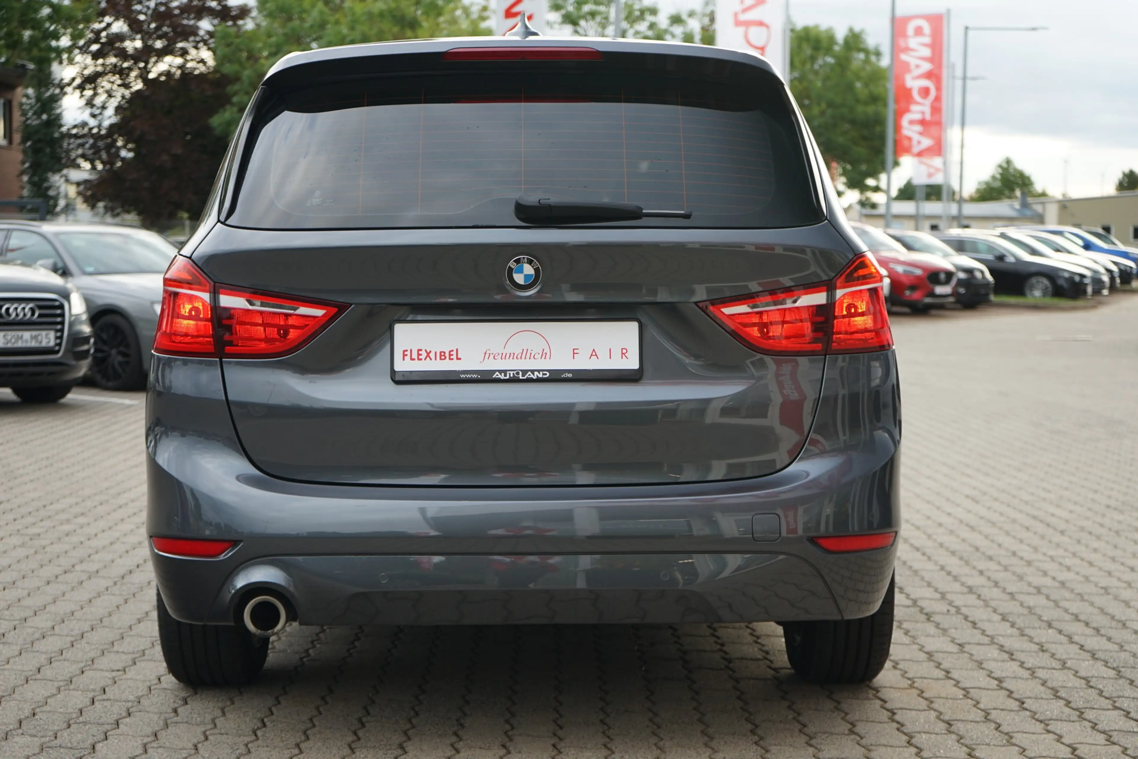 BMW 216 216d Advantage Klimaaut. Tempomat PDC Bluetooth — photo 7
