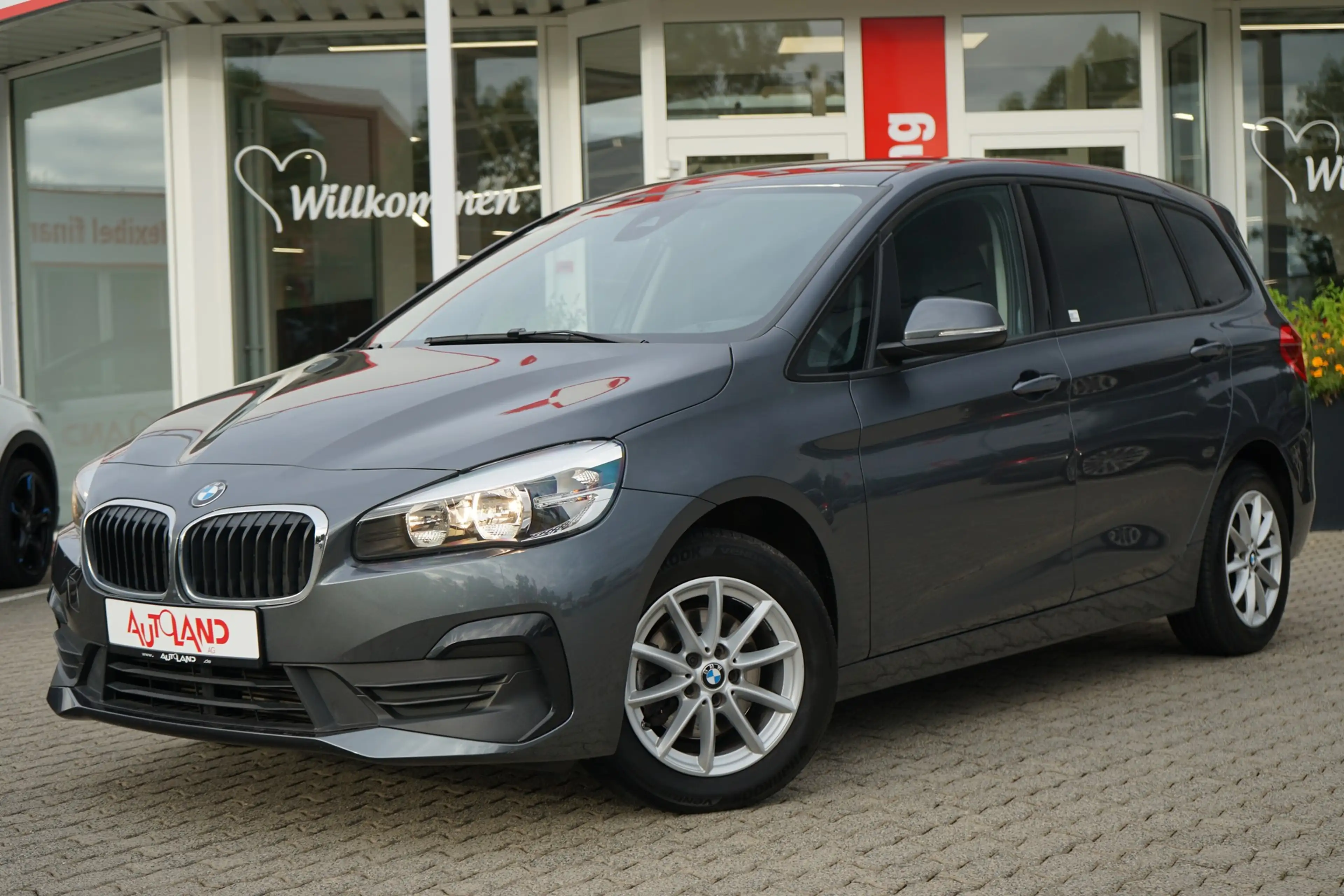 BMW 216 216d Advantage Klimaaut. Tempomat PDC Bluetooth — photo 2