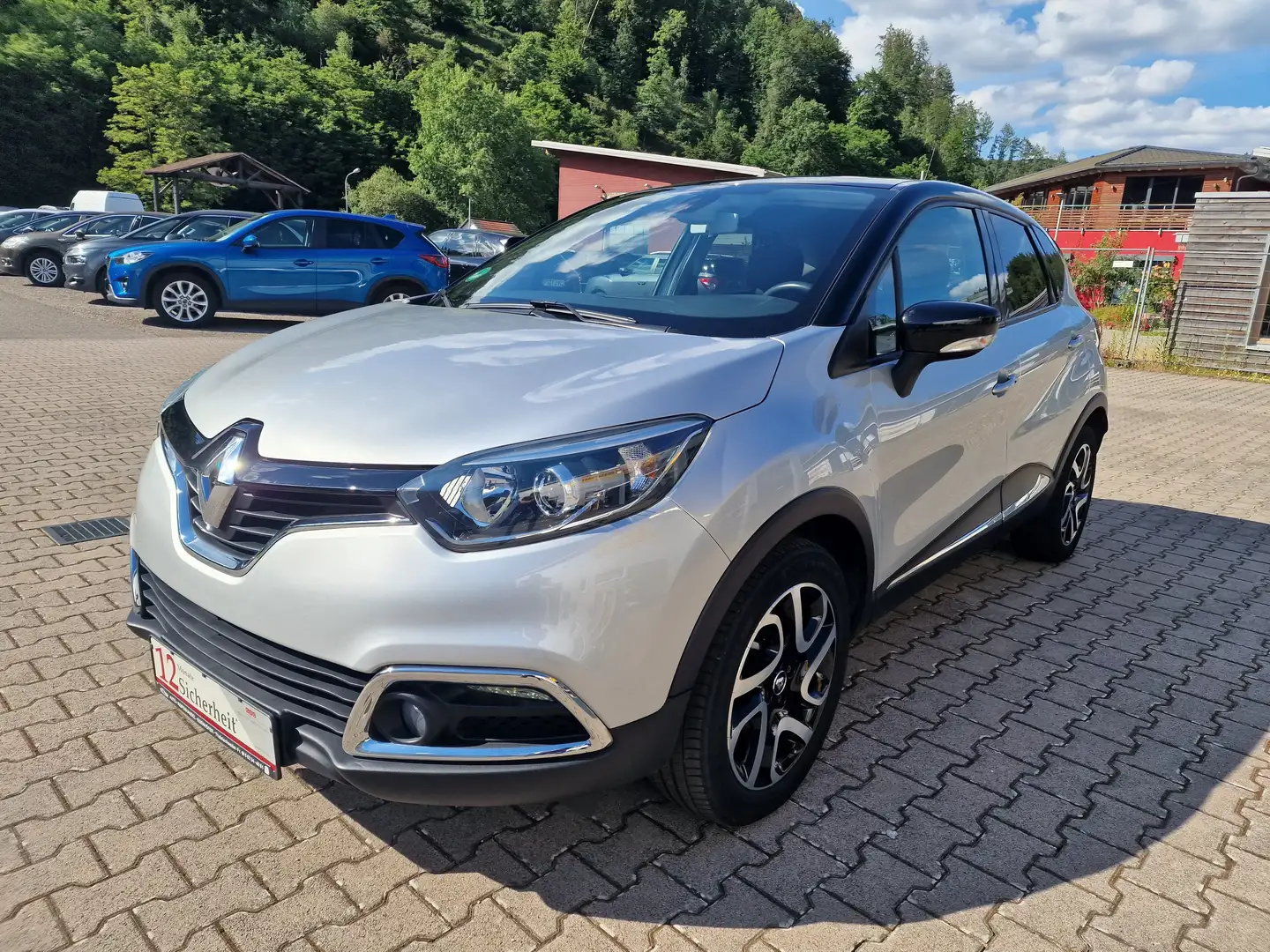 Renault Captur Intens--NAVI/KAMERA/Shzg/17"ALU/1.Hand/ Grau - 2