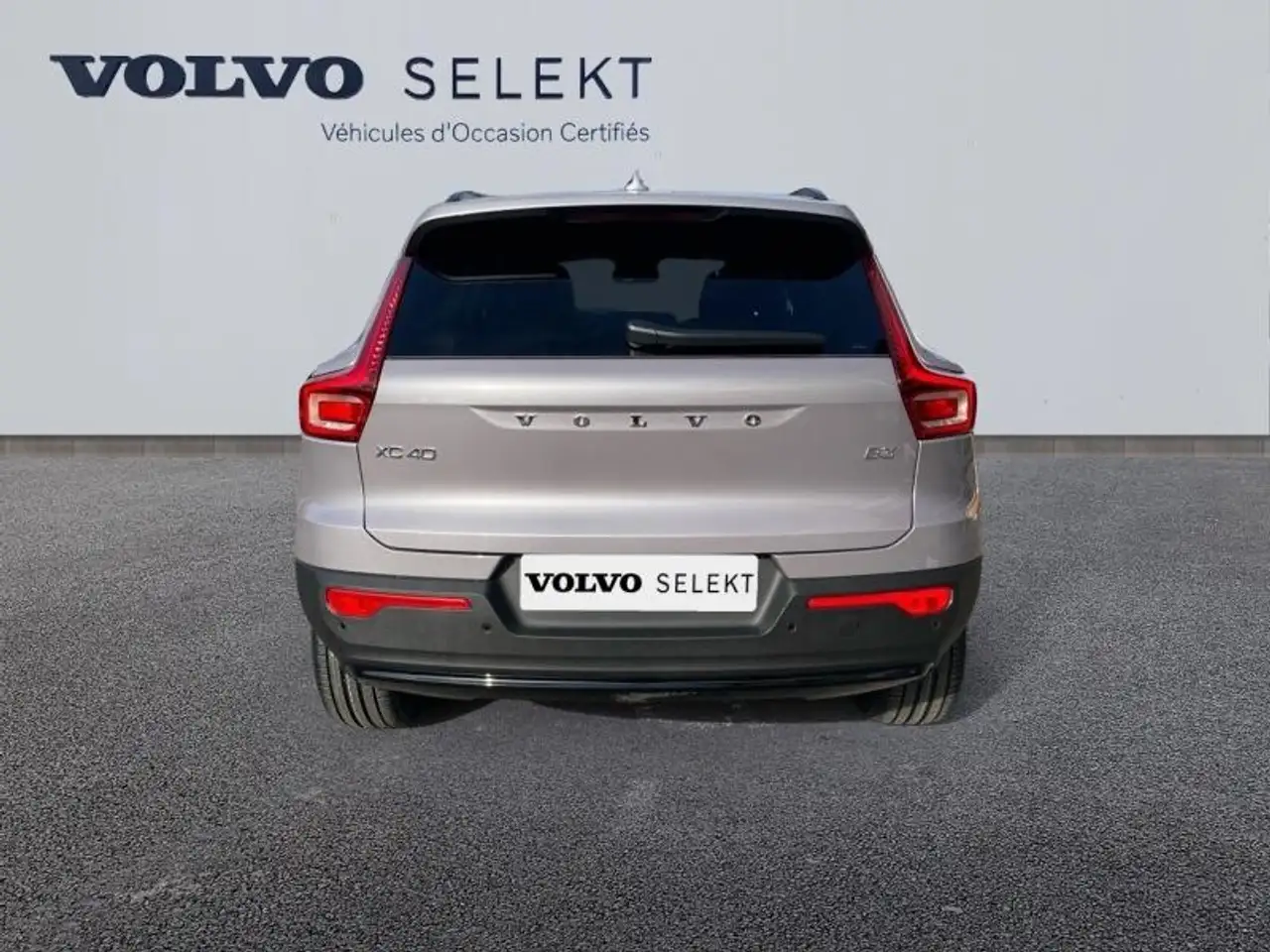 Volvo XC40 2026