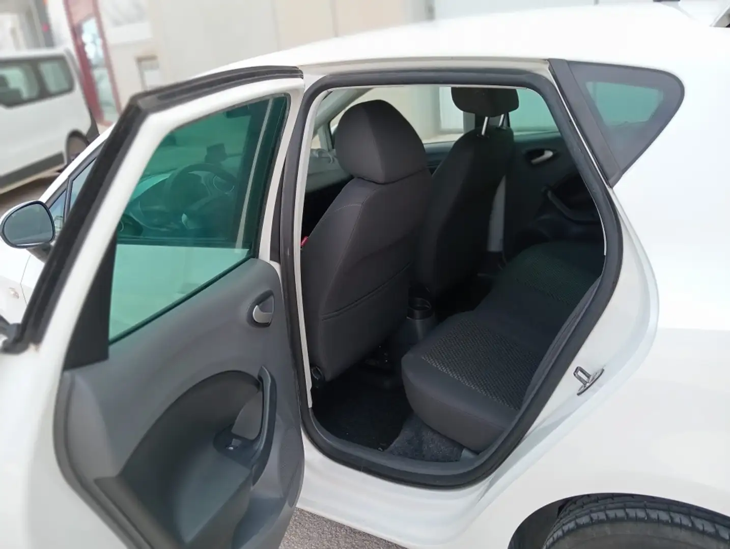 SEAT Ibiza ST 1.6TDI CR Style Wit - 2