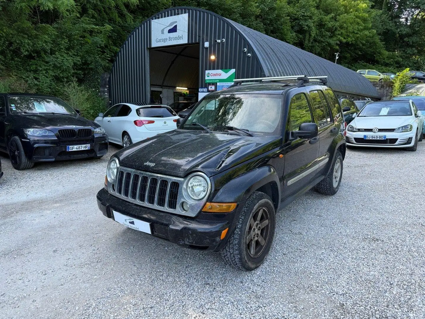 Jeep Cherokee KJ II 2.8 CRD 163cv BVA 4WD Limited 1e main Noir - 1
