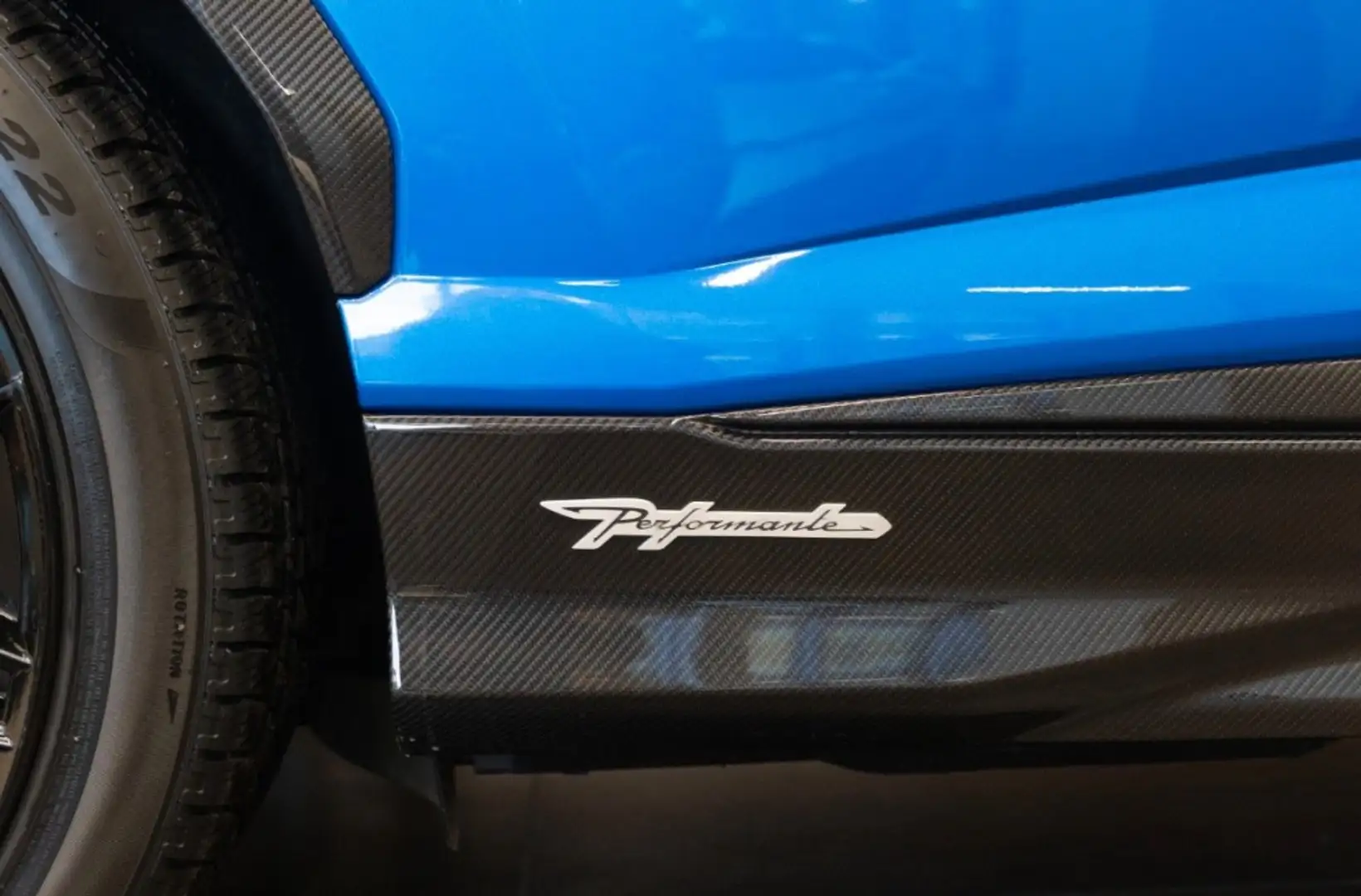 Lamborghini Urus 4.0 V8 Aut. Azul - 2