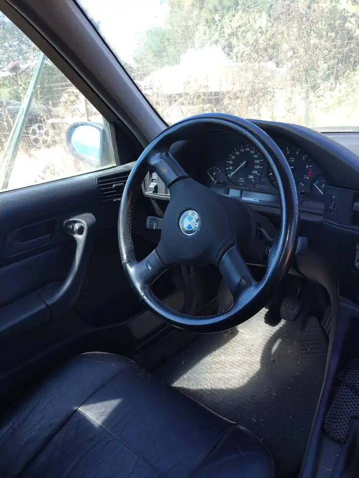 BMW 535i 3.4, foto 5