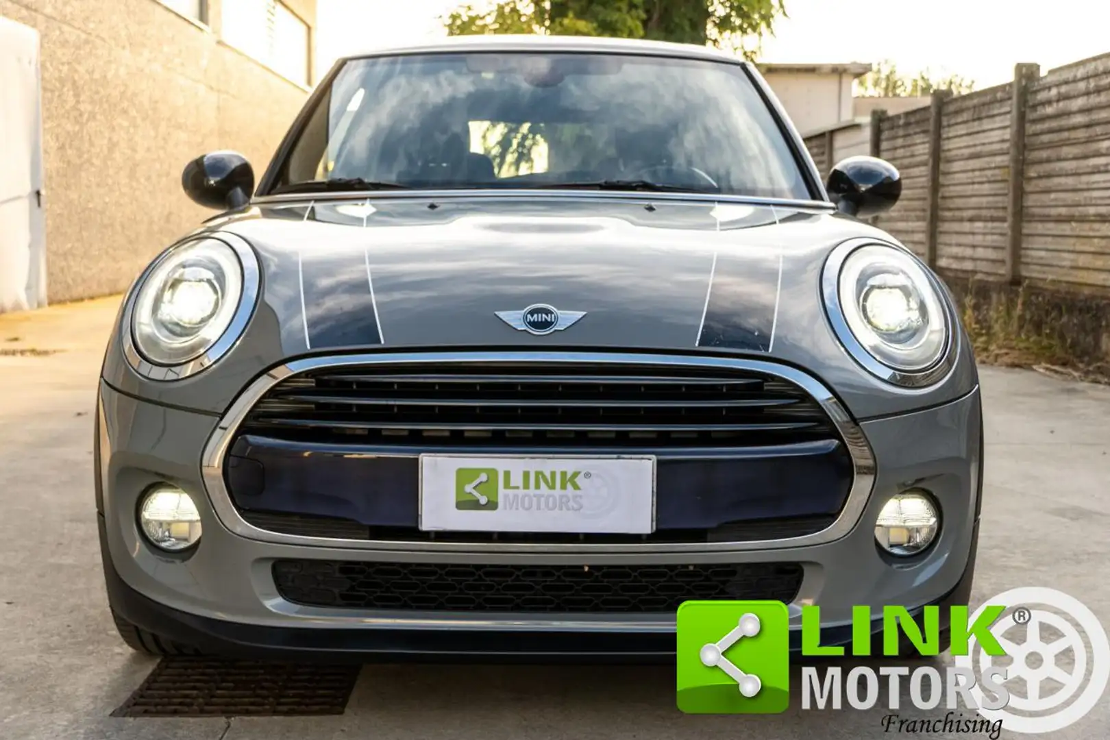 MINI Cooper D 1.5 116CV Hype - 2017 Gris - 2