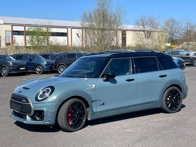 MINI John Cooper Works Clubman
