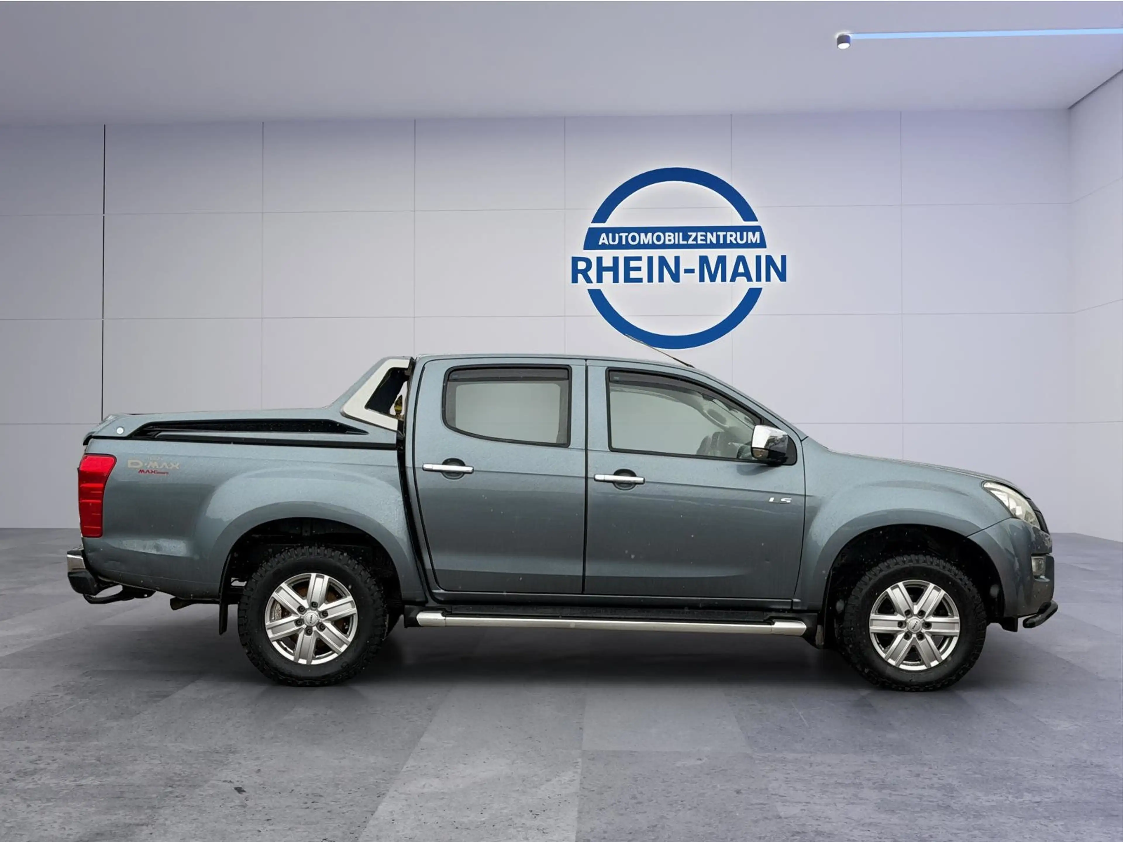 Isuzu D-Max Double Cab 4WD LEDER/KAMERA/SCHECKHEFT/ — photo 6