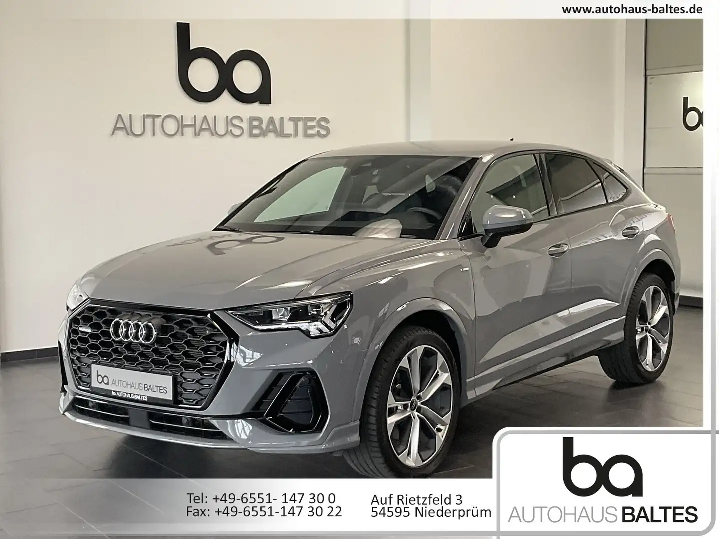 Audi Q3 Q3 Sportback 40 TDI quattro S line 20/As/Kam/AHK Gris - 1