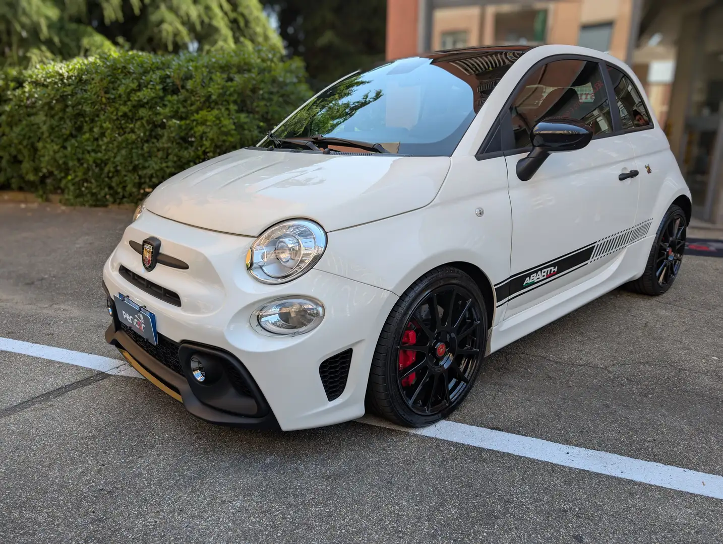 Abarth 595 595 1.4 t-jet Competizione 180cv - AKRAPOVIČ Bianco - 2