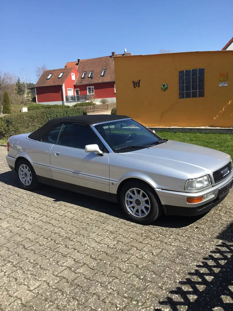 Audi Cabriolet Plateado - 1