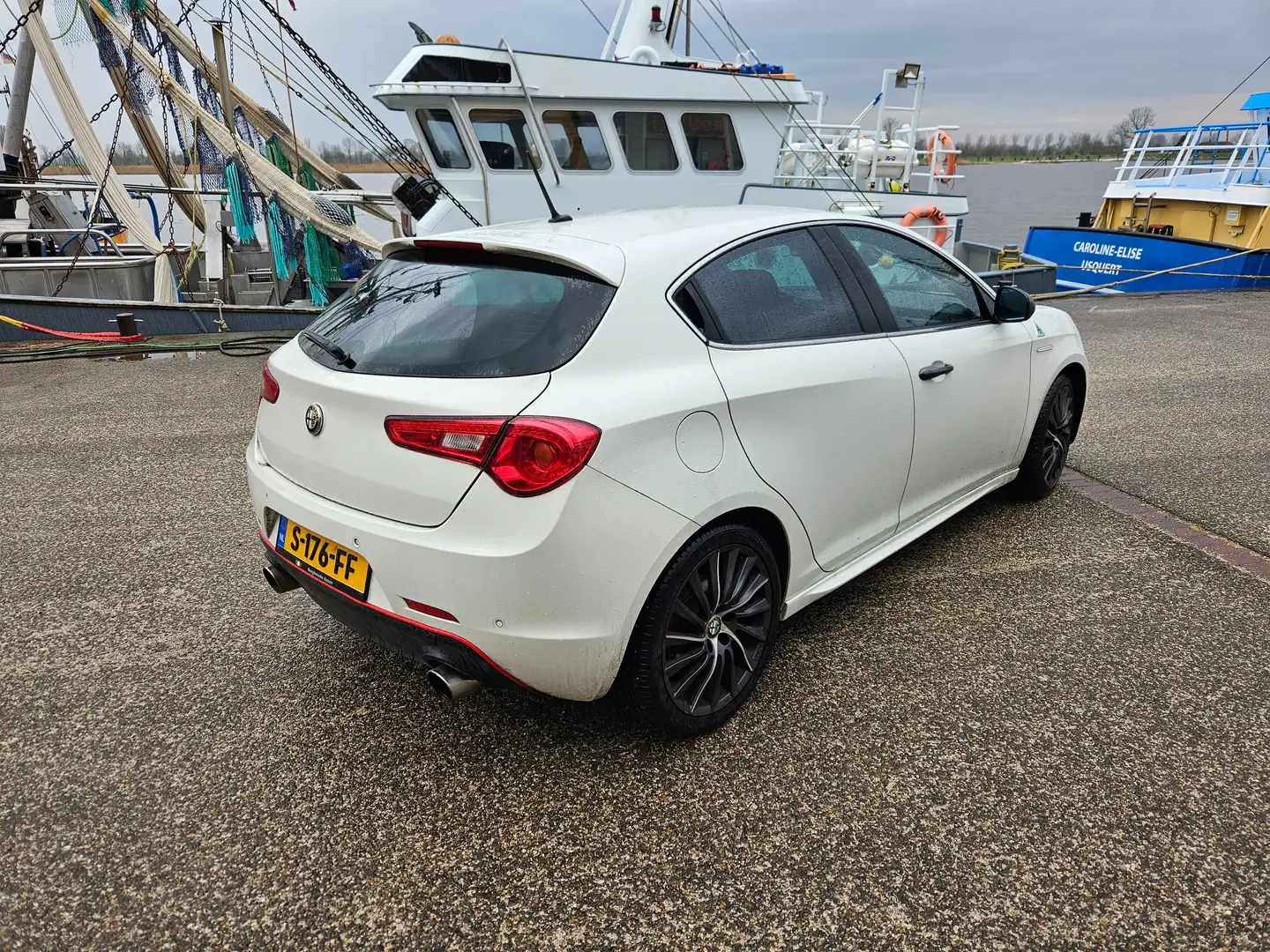 Alfa Romeo Giulietta Giulietta 1.7 TBi Quad. V. White - 2
