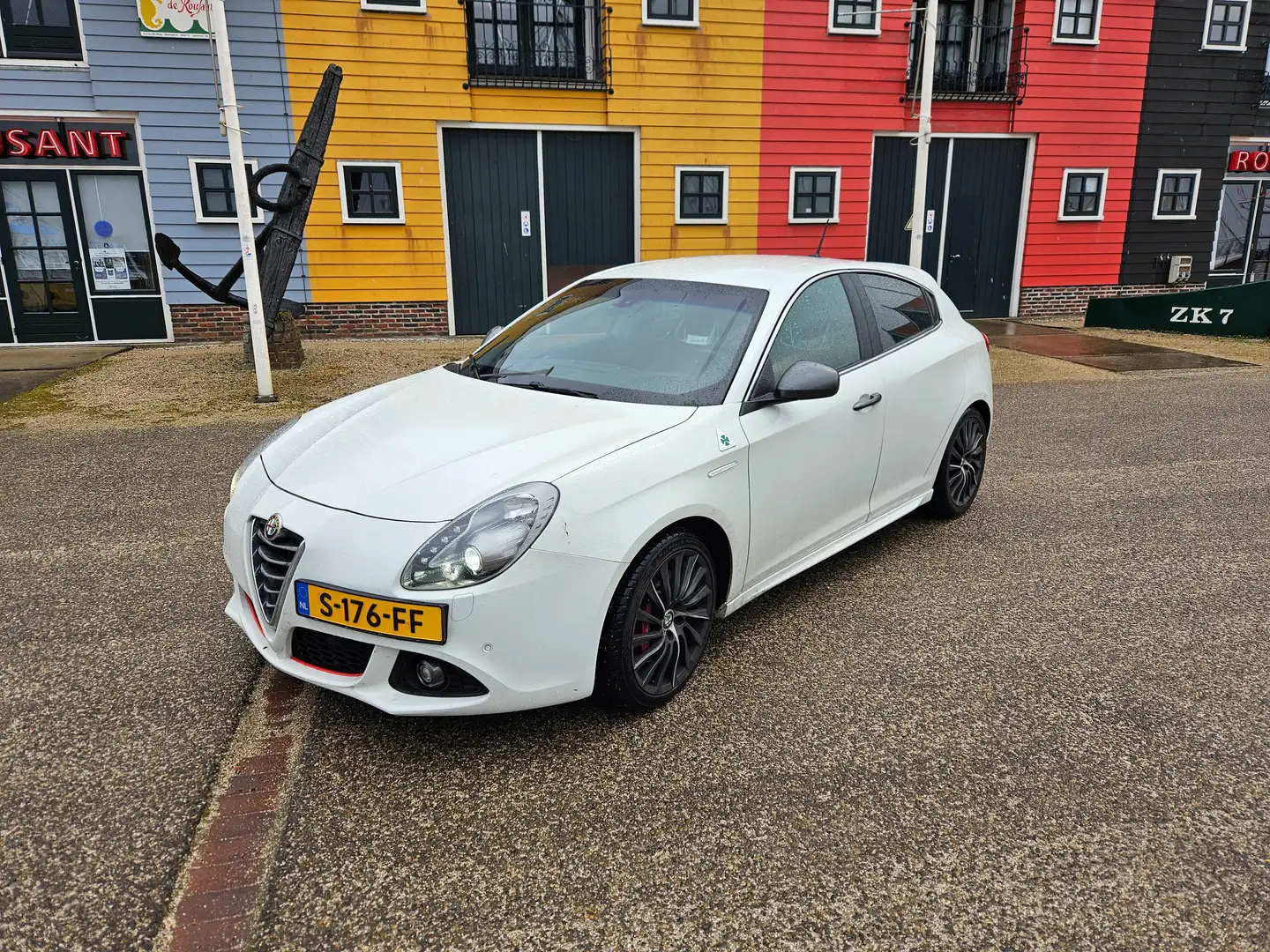 Alfa Romeo Giulietta Giulietta 1.7 TBi Quad. V. White - 1