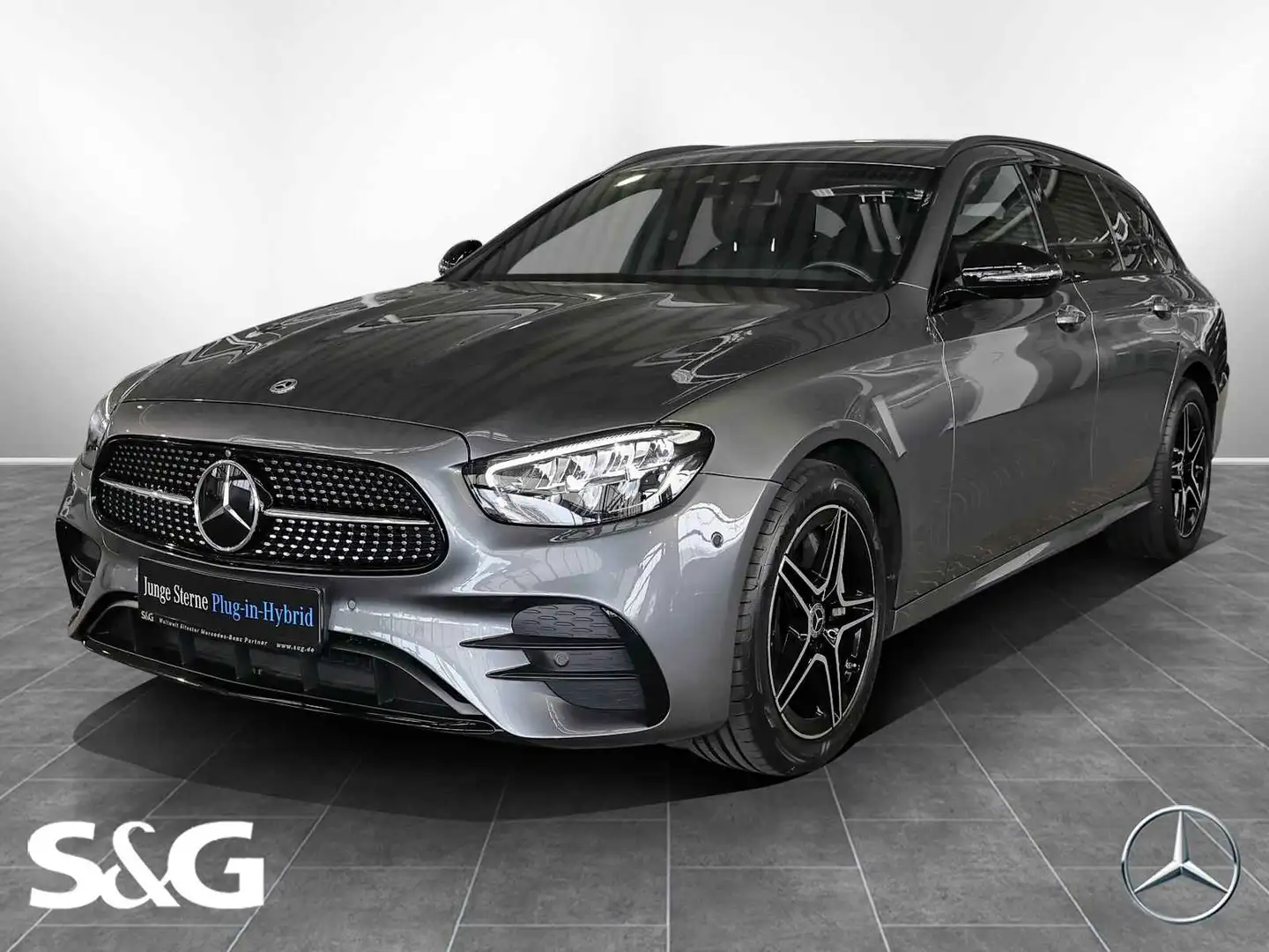 Mercedes-Benz E 300 de T AMG DISTRONIC+BURMESTER+KEYLESS+360° Grau - 1