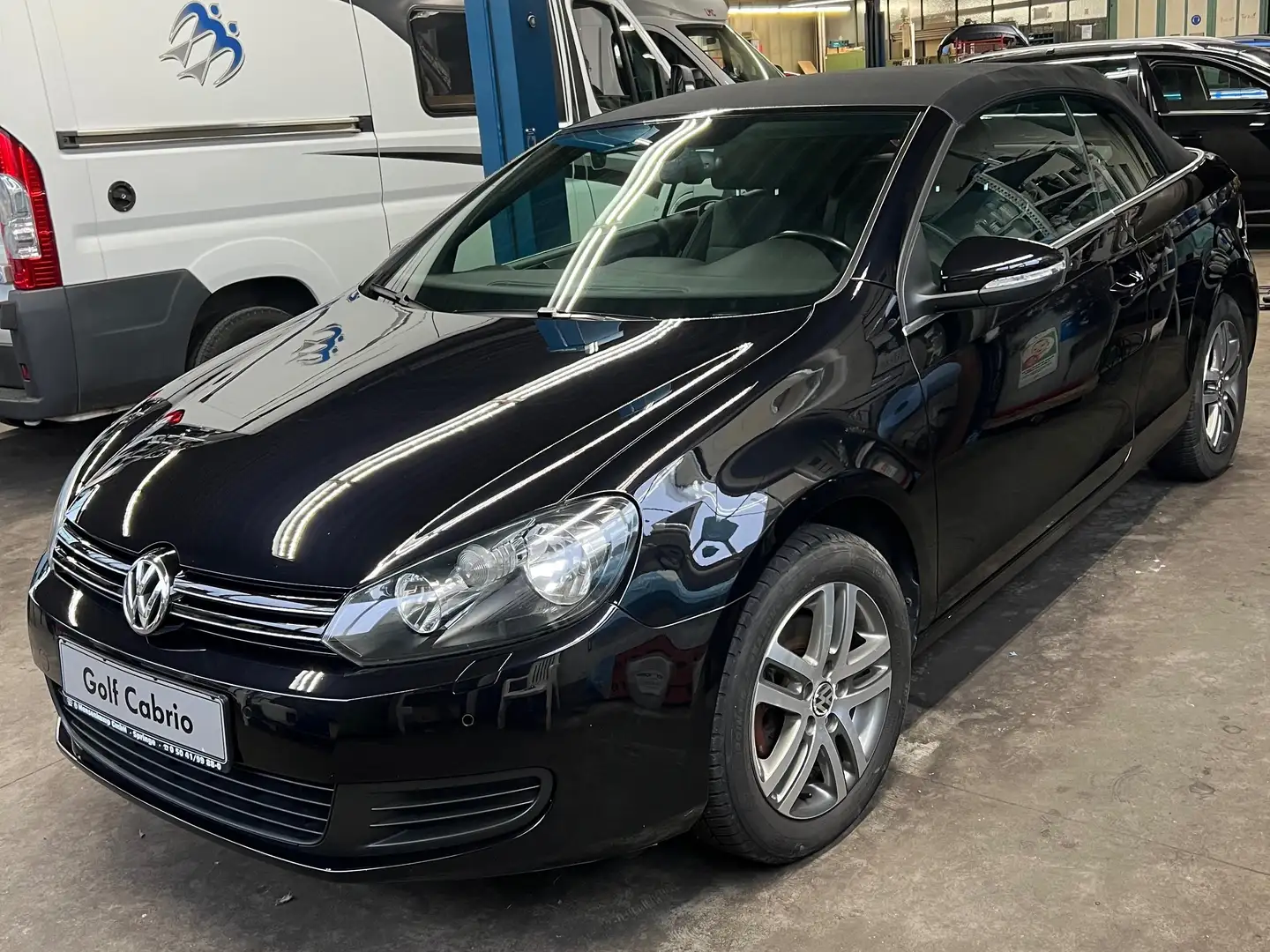 Volkswagen Golf Cabriolet Golf Cabrio 1.4 TSI Schwarz - 2