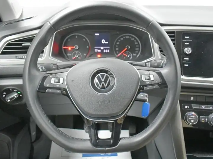 Volkswagen T-Roc Advance 2.0 TDI (2021) 2021, foto 15