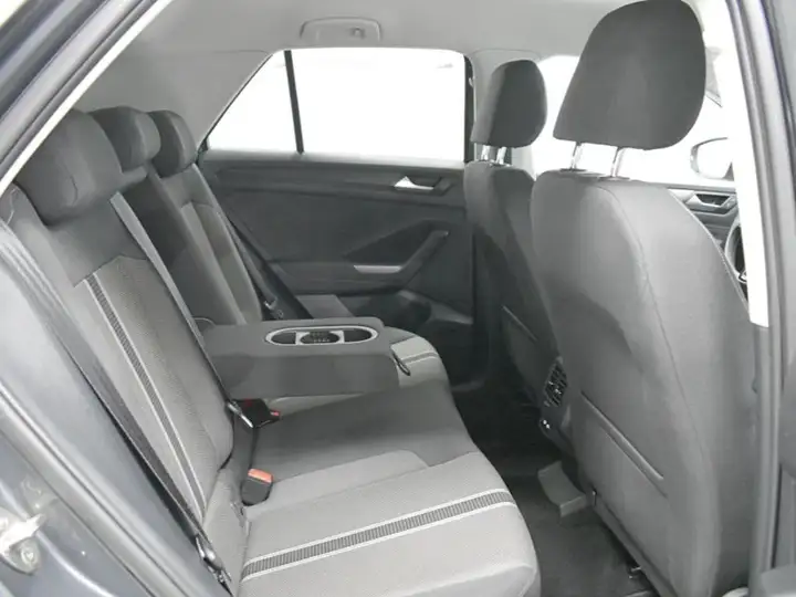 Volkswagen T-Roc Advance 2.0 TDI (2021) 2021, foto 37
