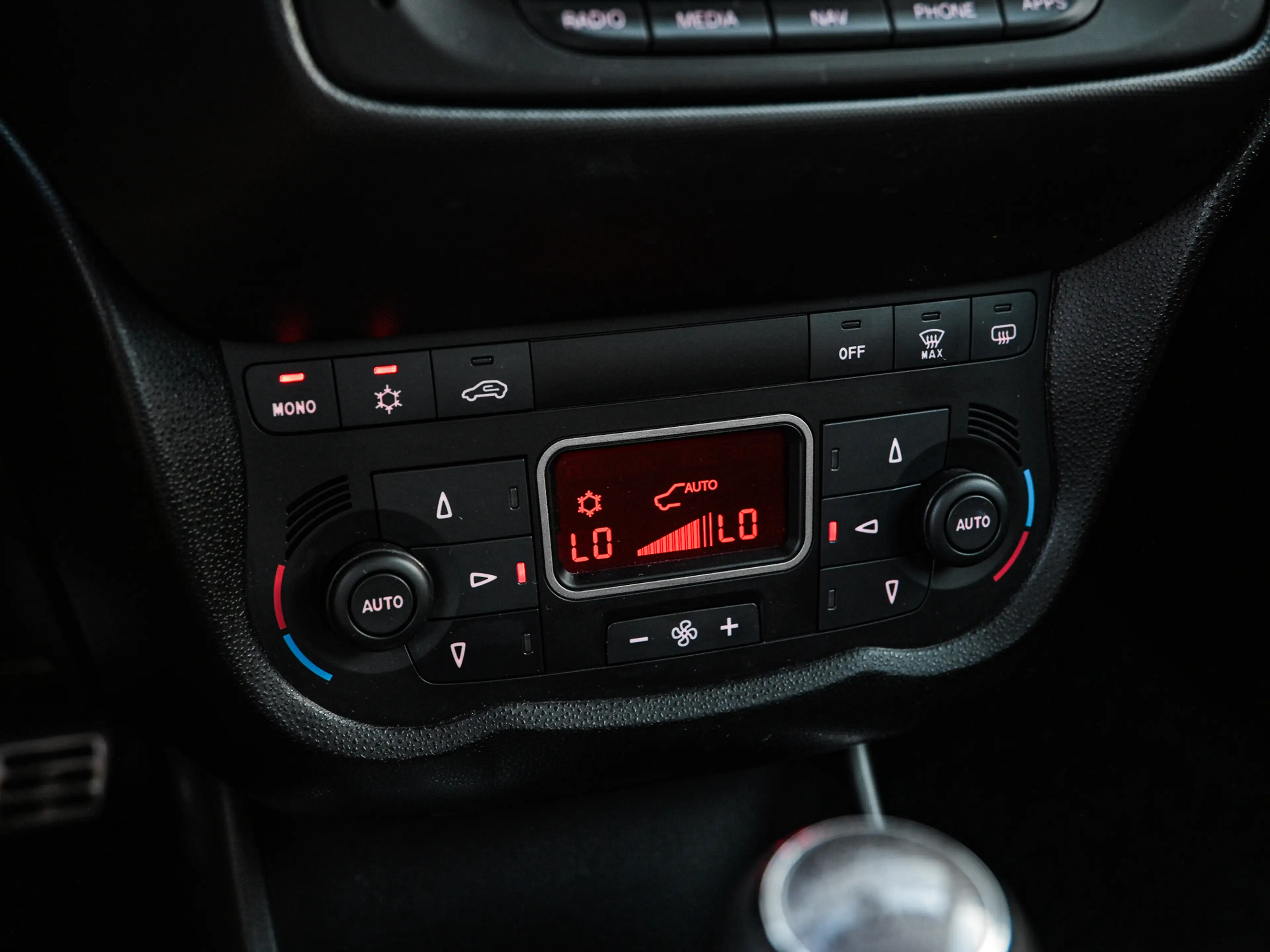 Alfa Romeo MiTo 0.9 TwinAir ECO Super — photo 9