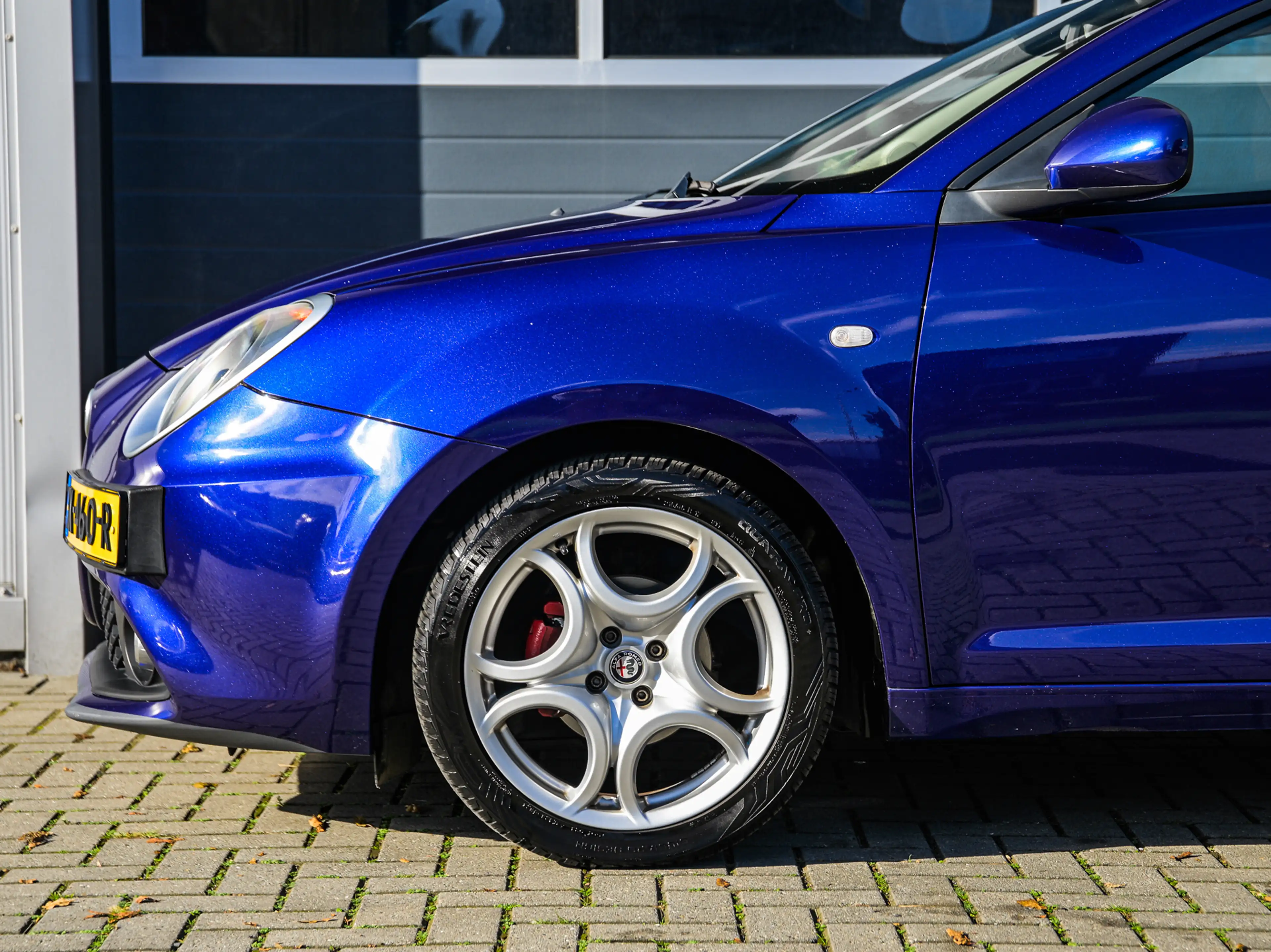 Alfa Romeo MiTo 0.9 TwinAir ECO Super — photo 17