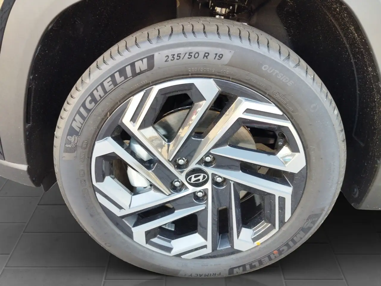 Hyundai TUCSON FL 1.6 T-GDI Plug-in-Hybrid Prime AT 4WD 22