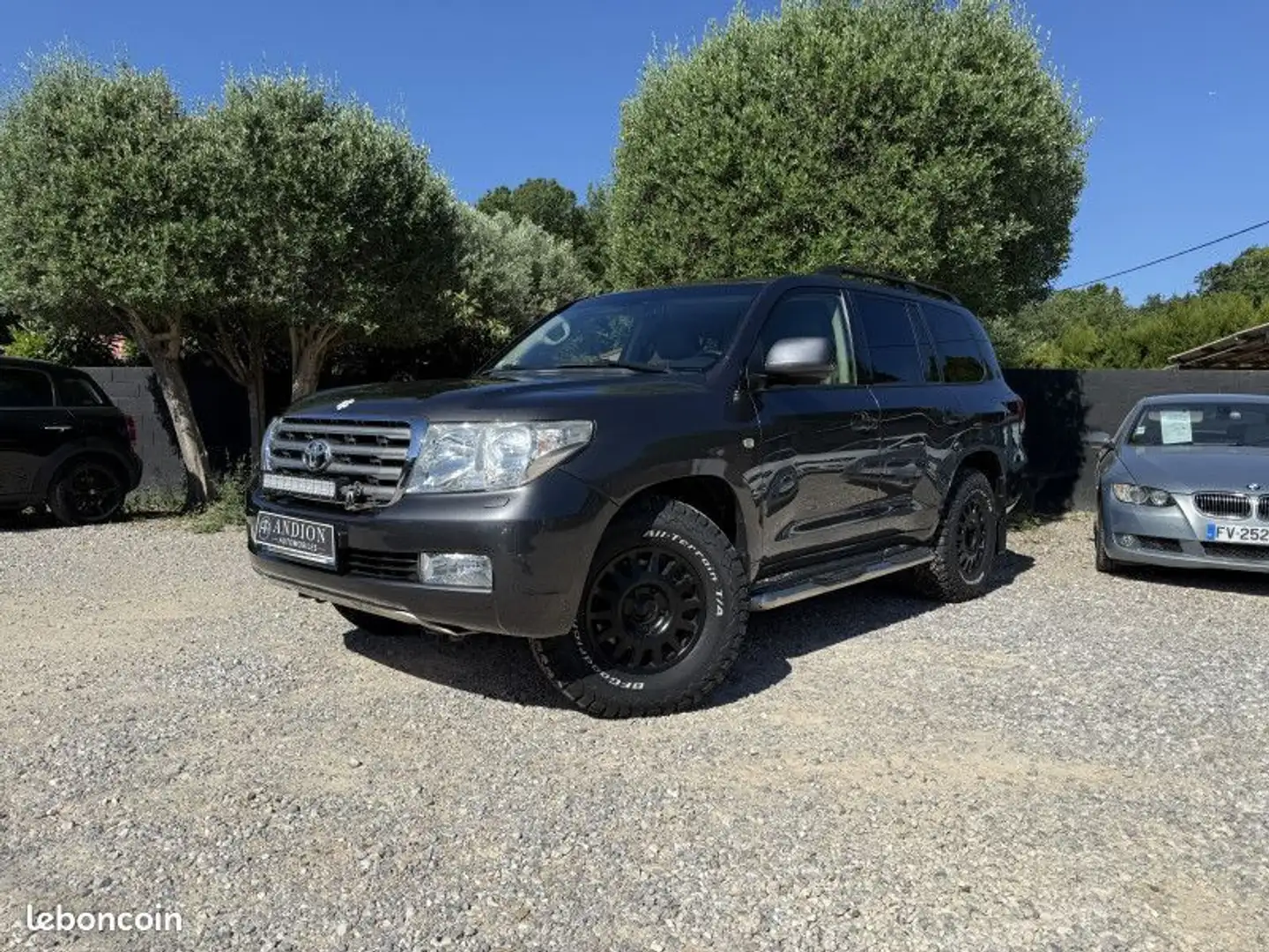 Toyota Land Cruiser SW 4.5 V8 286CH VDJ200 7 PLACES Szürke - 1