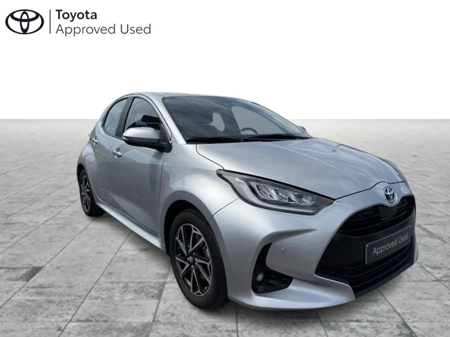 Toyota Yaris Iconic Argent - 1