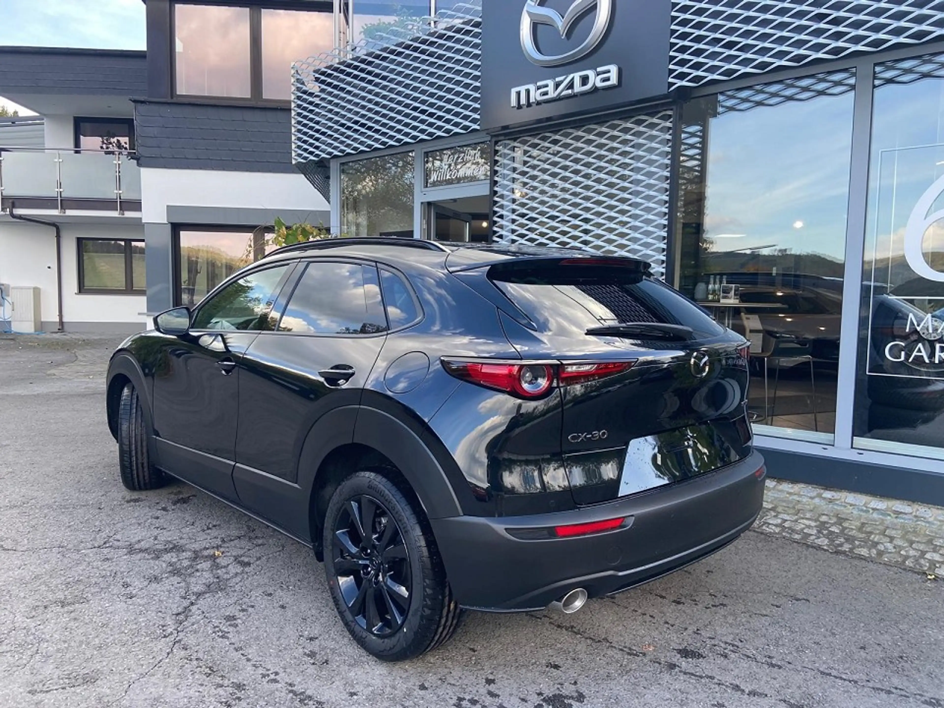 Mazda CX-30 2.0L e-SKYACTIV X 186ps — photo 2