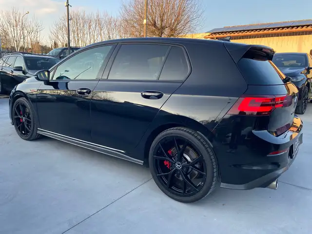 Volkswagen Golf view 14