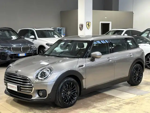 MINI One D Clubman 1.5 Business auto - LED - 17" -Carplay-Keyless-IVA