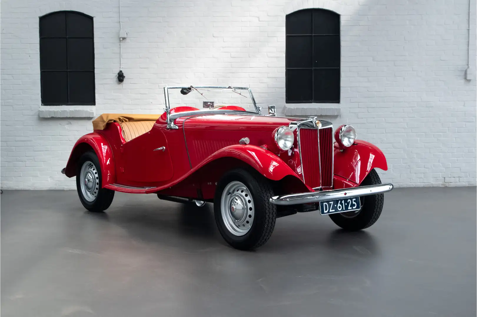 MG TD - NUT AND BOLT RESTORATION Червоний - 1