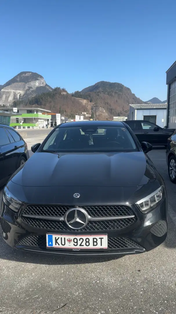 Mercedes-Benz A 200 d 8G-DCT Entry - 1