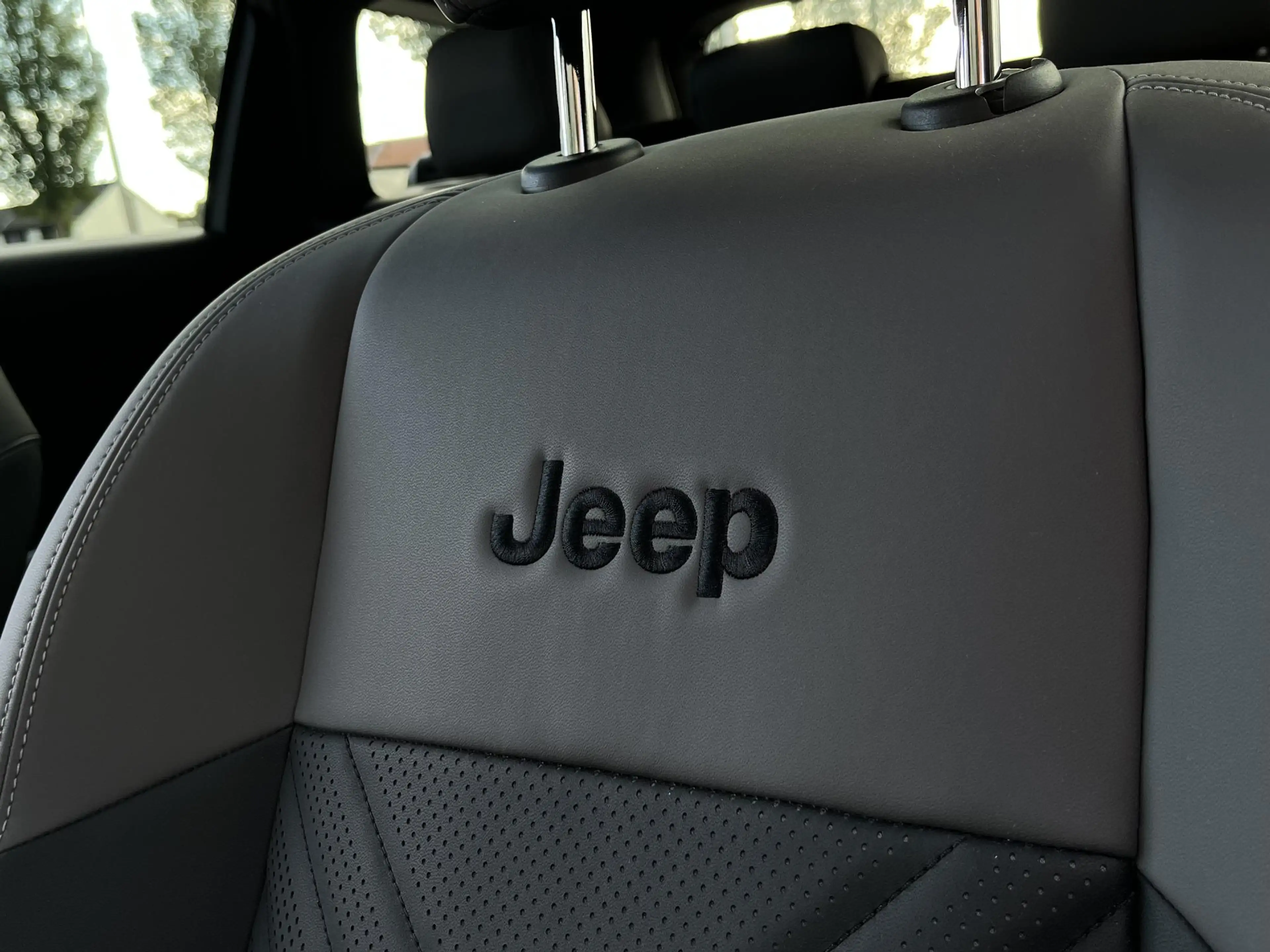 Jeep Compass 1.6 e-Hybrid Plug-In First Edition | Schuif-kantel — photo 24