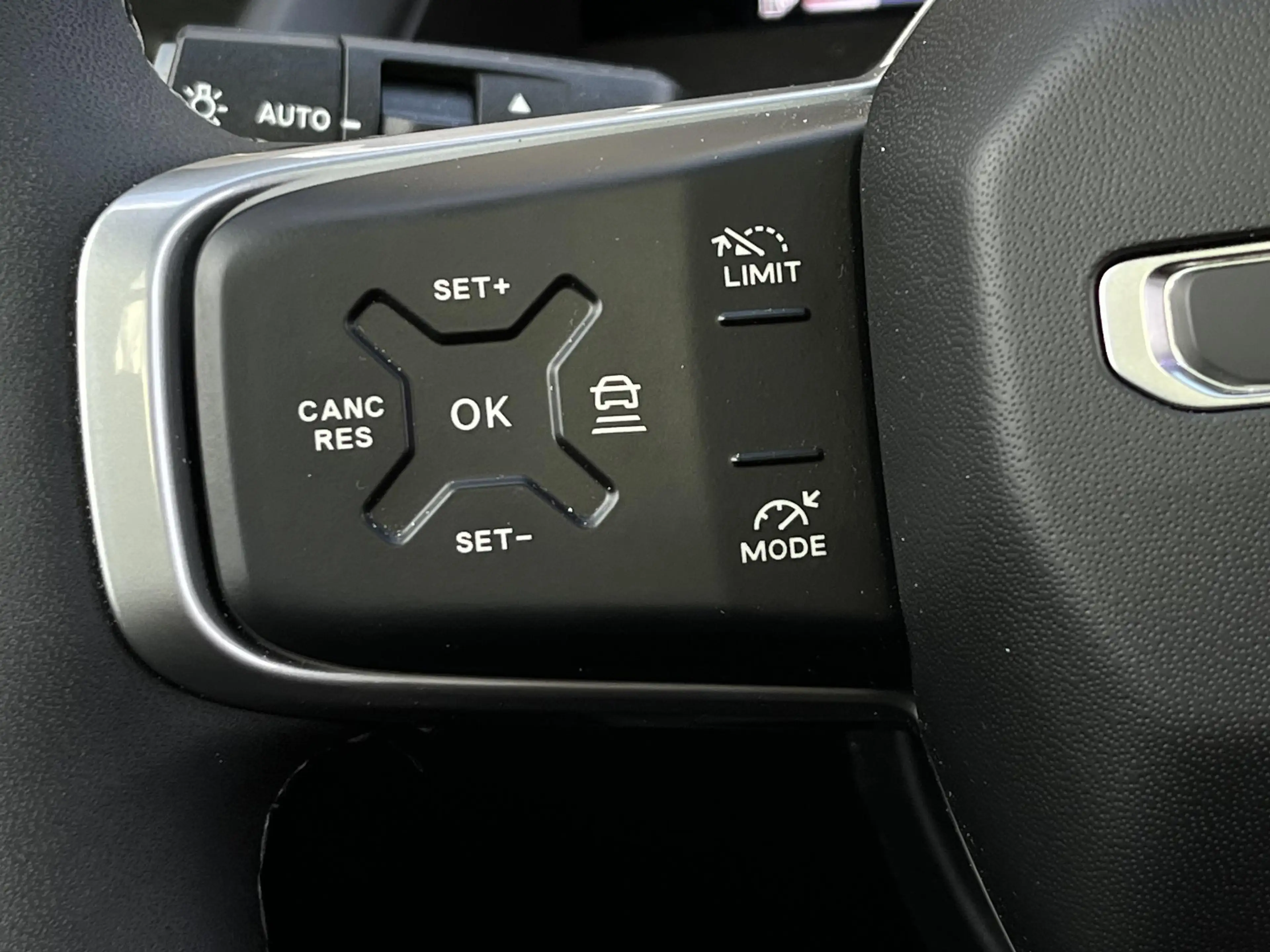 Jeep Compass 1.6 e-Hybrid Plug-In First Edition | Schuif-kantel — photo 17