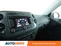 Volkswagen Tiguan 2.0 TDI Trend & Fun BlueMotion Tech *PDC*SHZ* Zilver - thumbnail 24