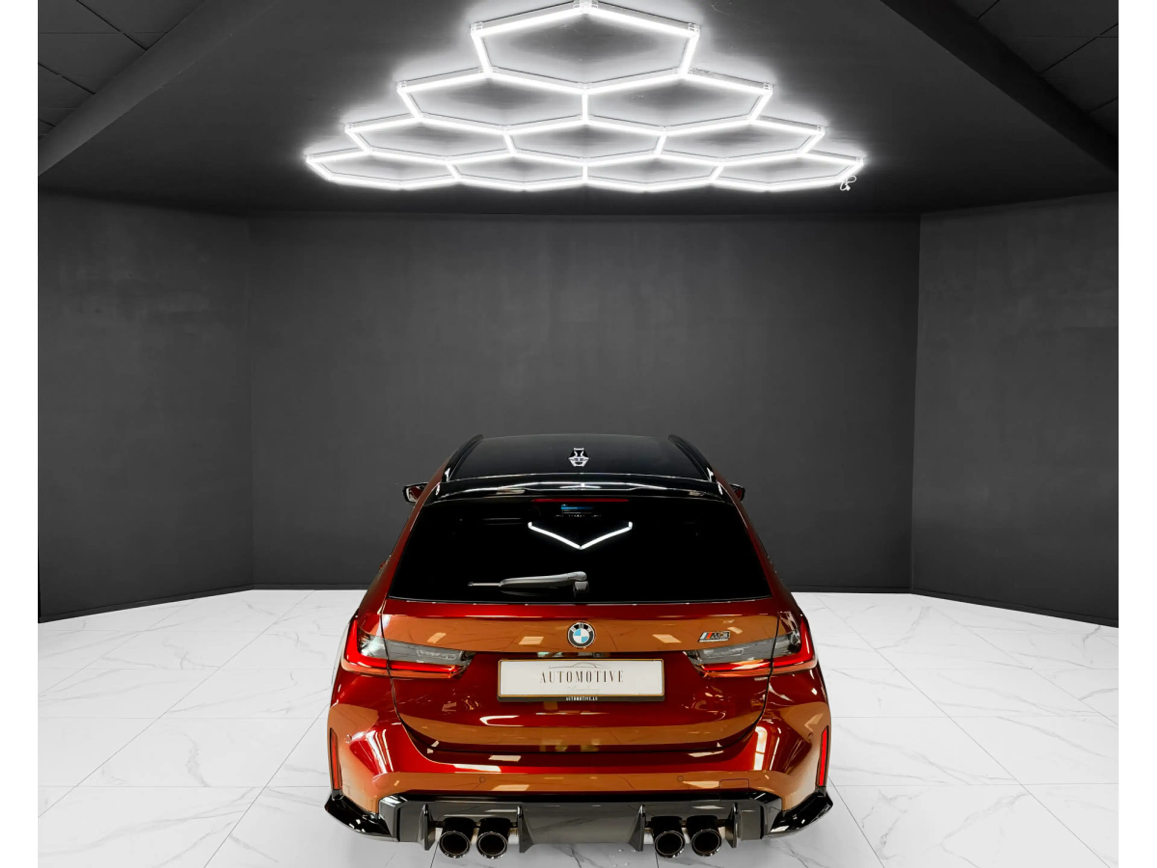BMW M3 COMPETITION LCI TOURING XDRIVE — photo 4