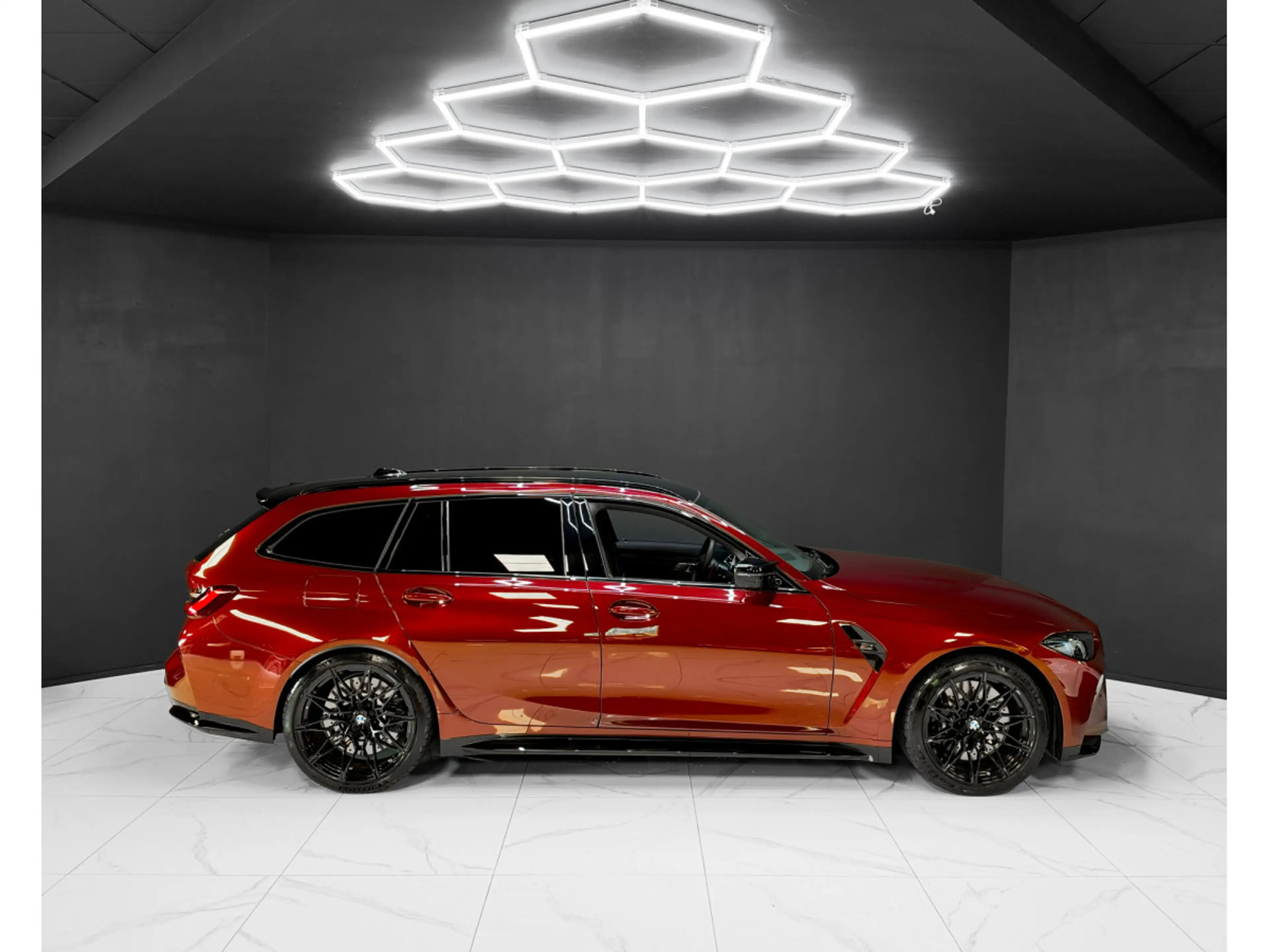 BMW M3 COMPETITION LCI TOURING XDRIVE — photo 6