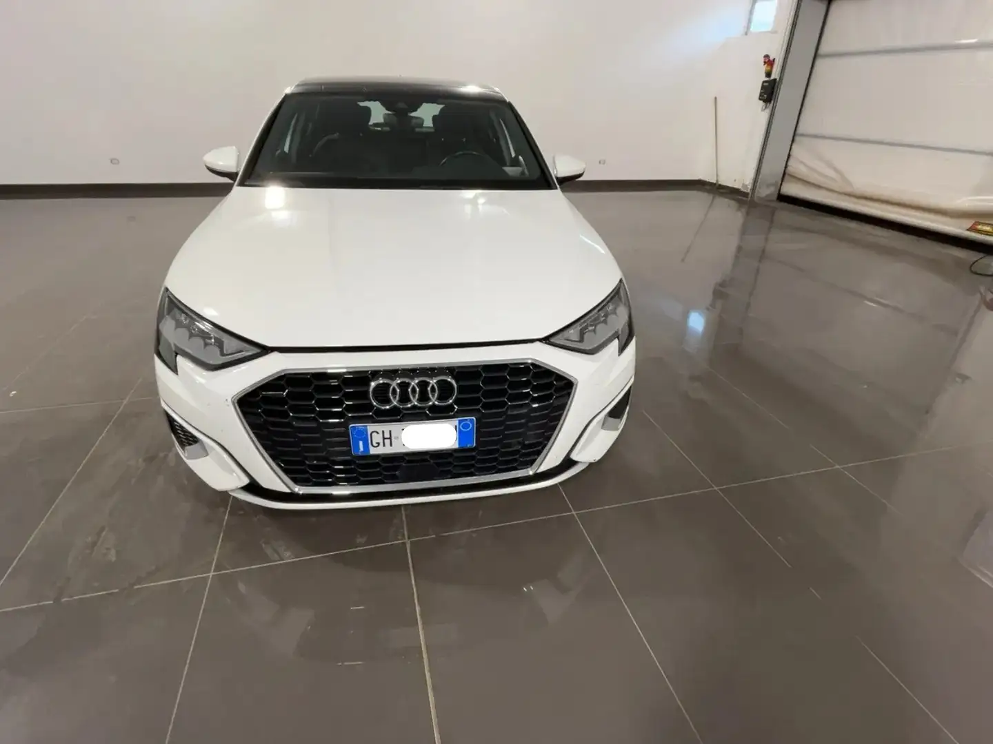 Audi A3 SPB 40 TFSI e S tronic Business Advanced Bianco - 2