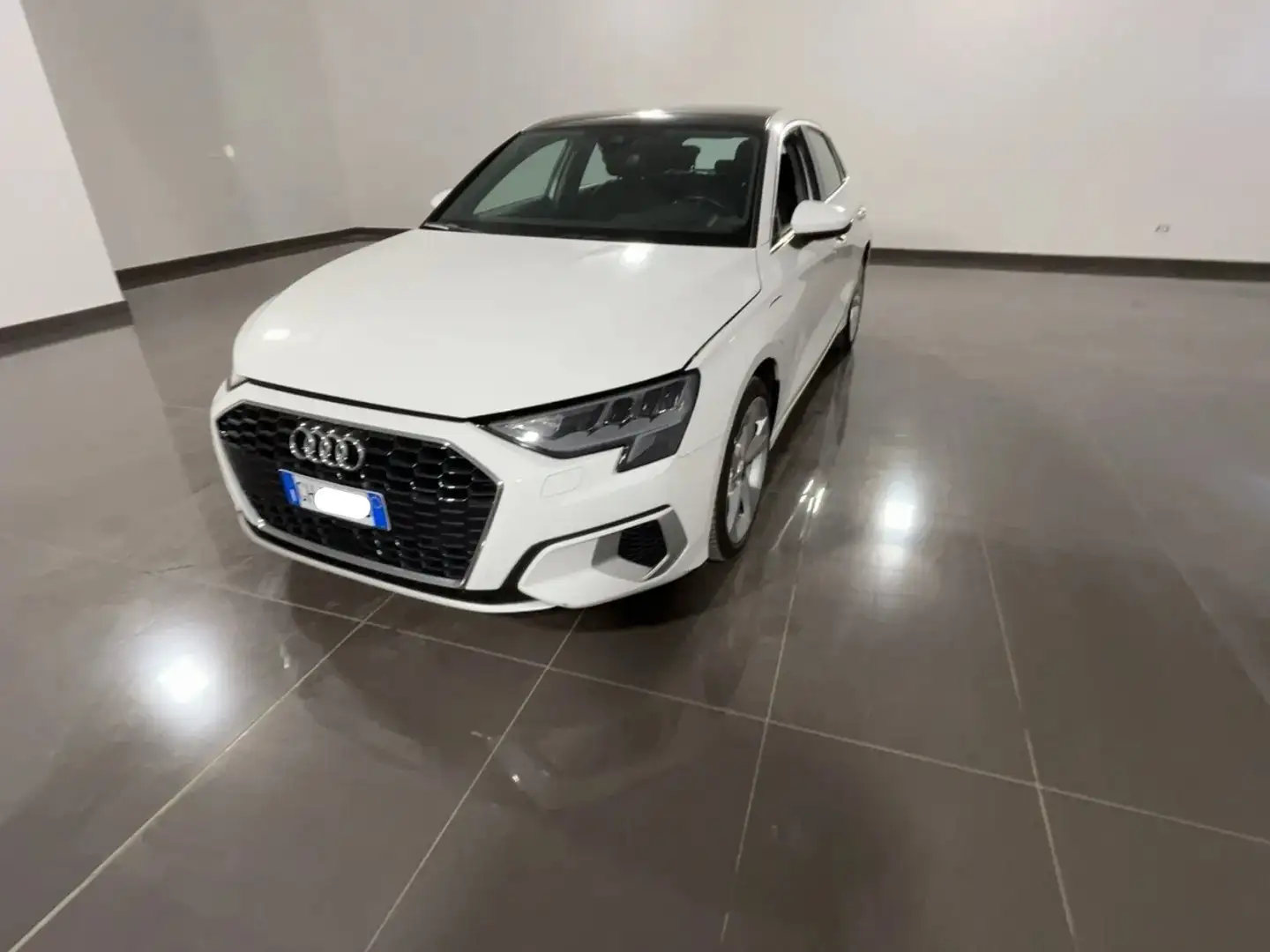 Audi A3 SPB 40 TFSI e S tronic Business Advanced Bianco - 1