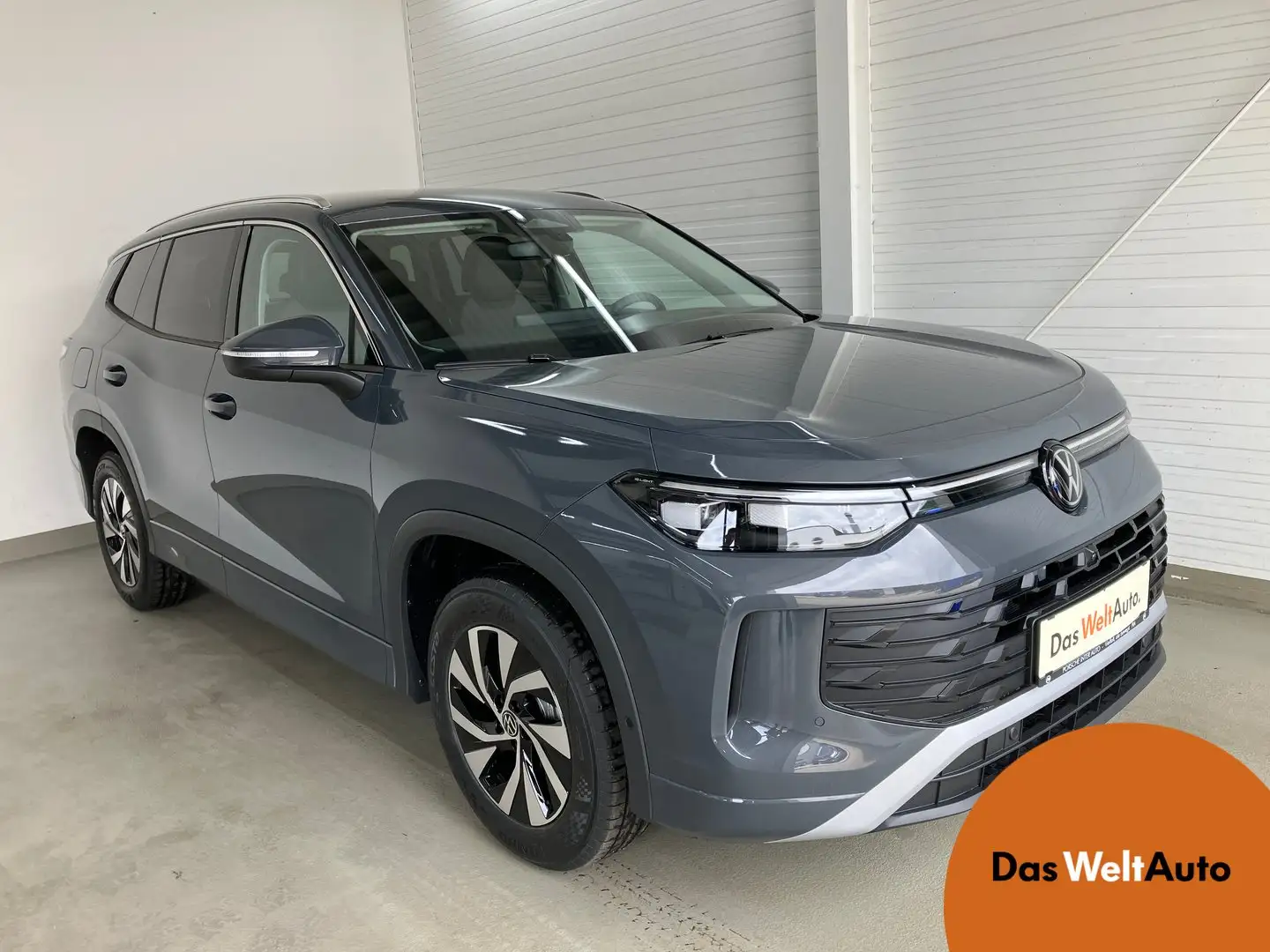 Volkswagen Tayron Friends eTSI DSG Grau - 1