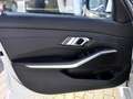 BMW 330 e Touring M-Sport NAVI ACC LED AHK PANO Blanc - thumbnail 28