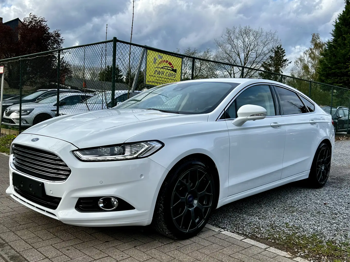 Ford Mondeo ST 2.0 diesel Automaat full option Blanc - 1