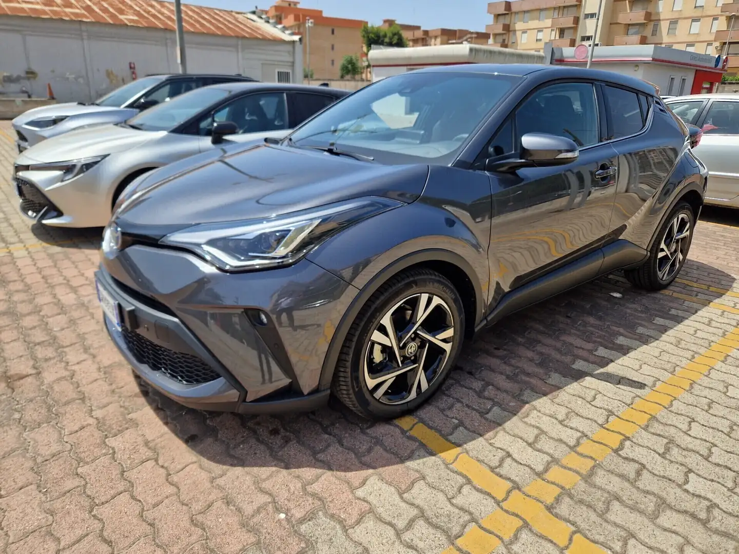 Toyota C-HR 1.8 Hybrid E-CVT Trend Grigio - 2
