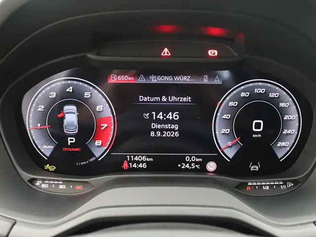 Audi Q2 view 15