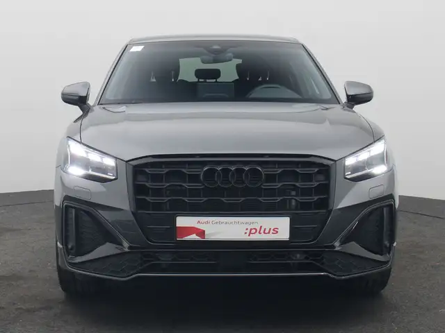 Audi Q2 view 3