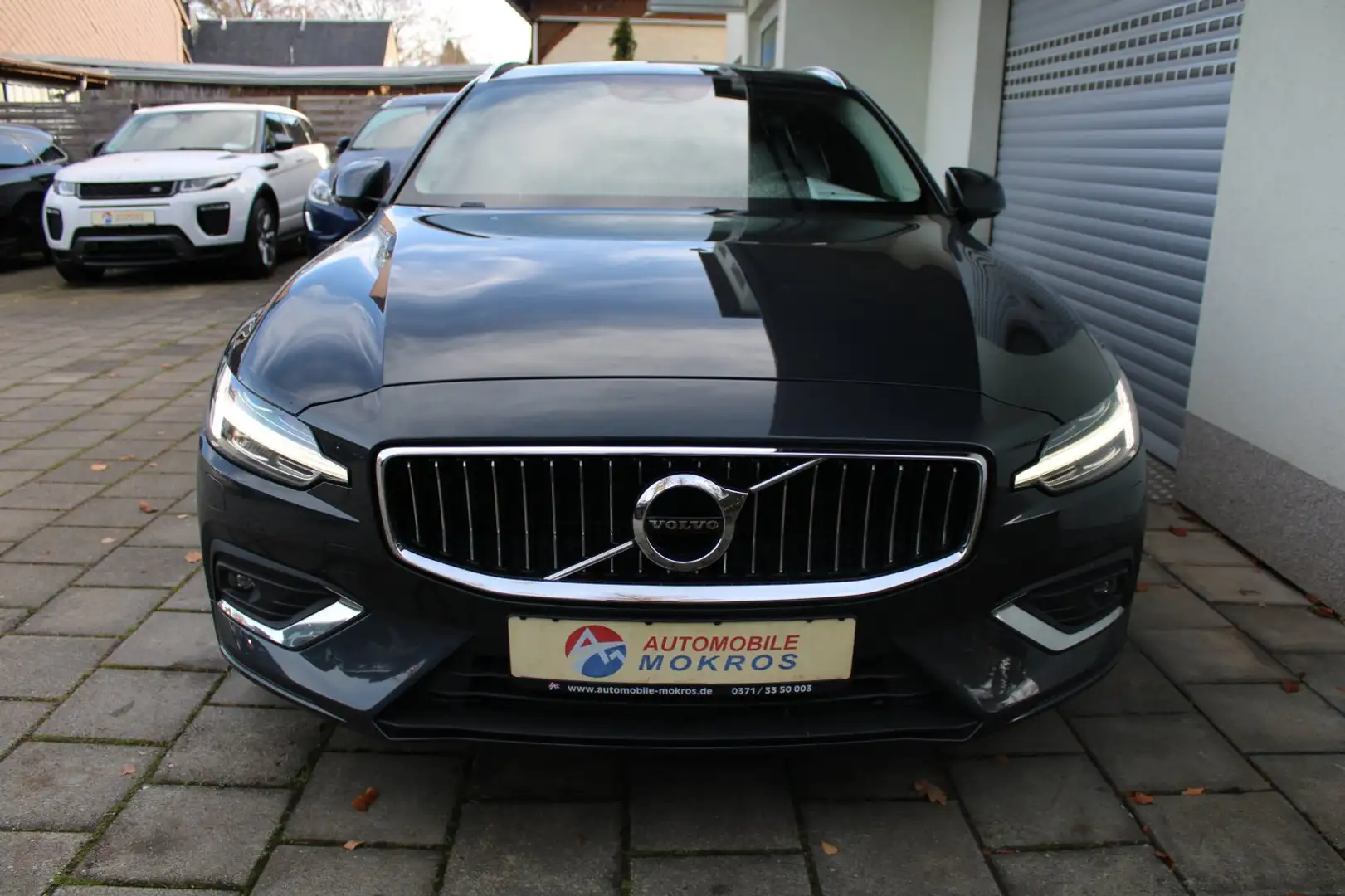 Volvo V60 D4 Inscription Navigation LED Rückfakam Leder BLIS Grau - 2