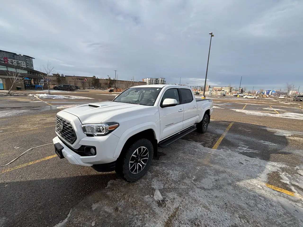 Toyota Tacoma снимка Toyota Tacoma