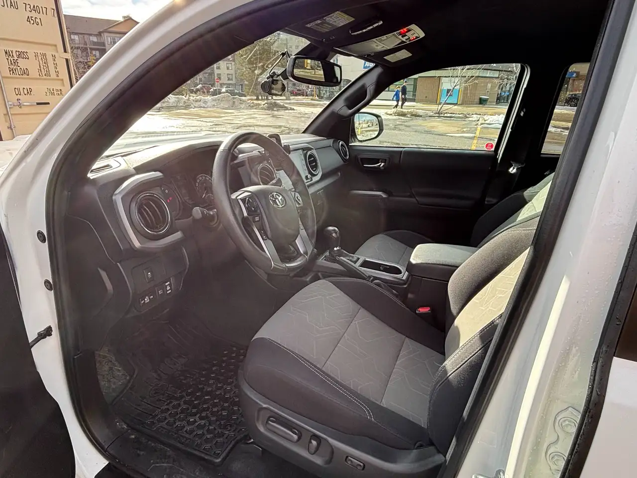 Toyota Tacoma снимка Toyota Tacoma