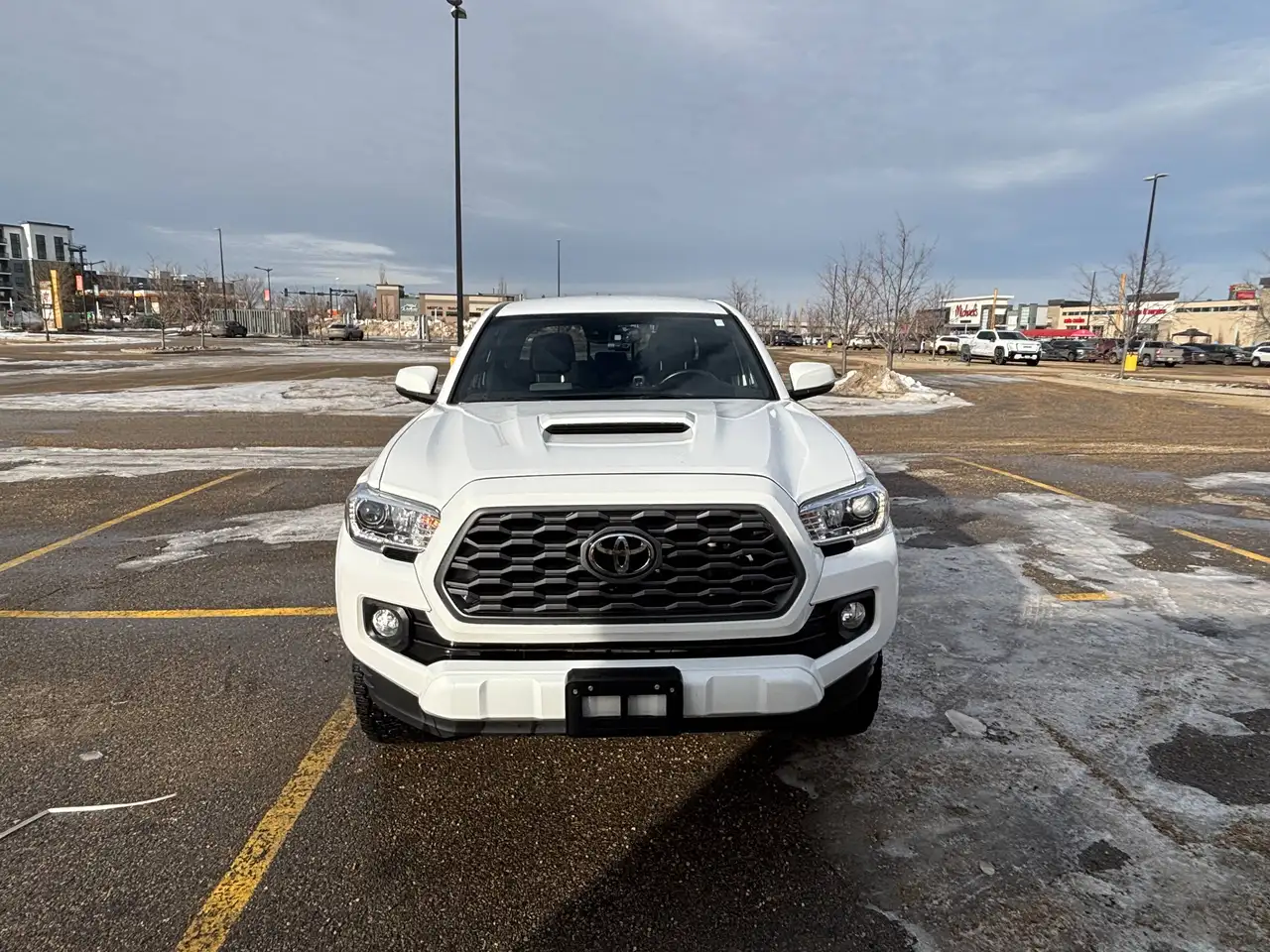 Toyota Tacoma снимка Toyota Tacoma