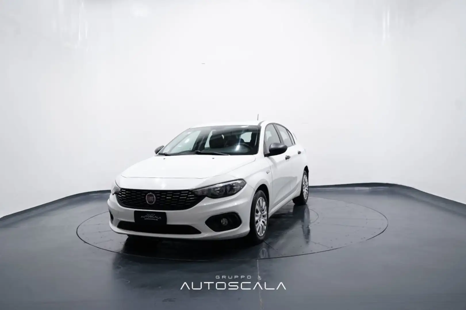 Fiat Tipo 1.3 Mjt S&S 5 porte Easy Blanc - 1